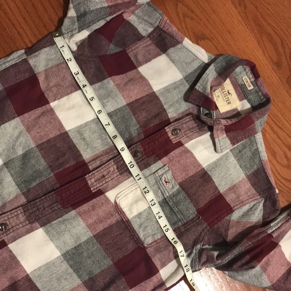Hollister Checkered Shirt - Picture 5 of 9